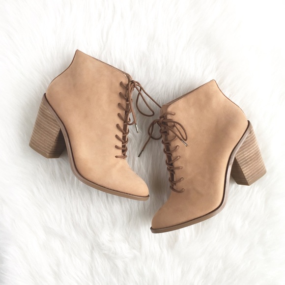 Kelsi Dagger Shoes - Kelsi Dagger Brooklyn | beige nubuck leather boots